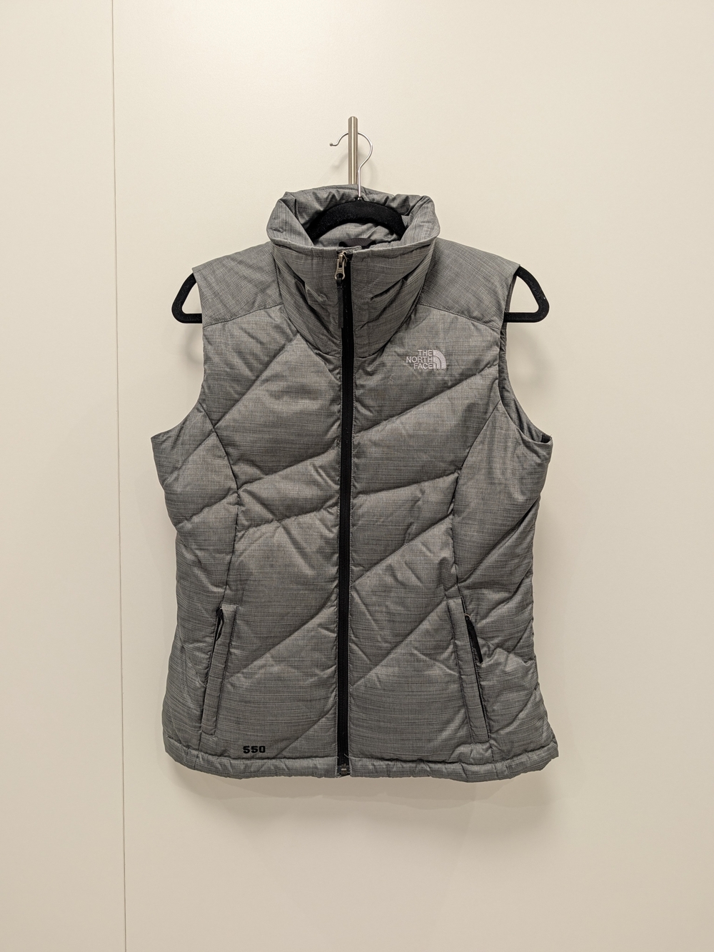 The North Face Women's Gray 550 Down Insulated Vest
